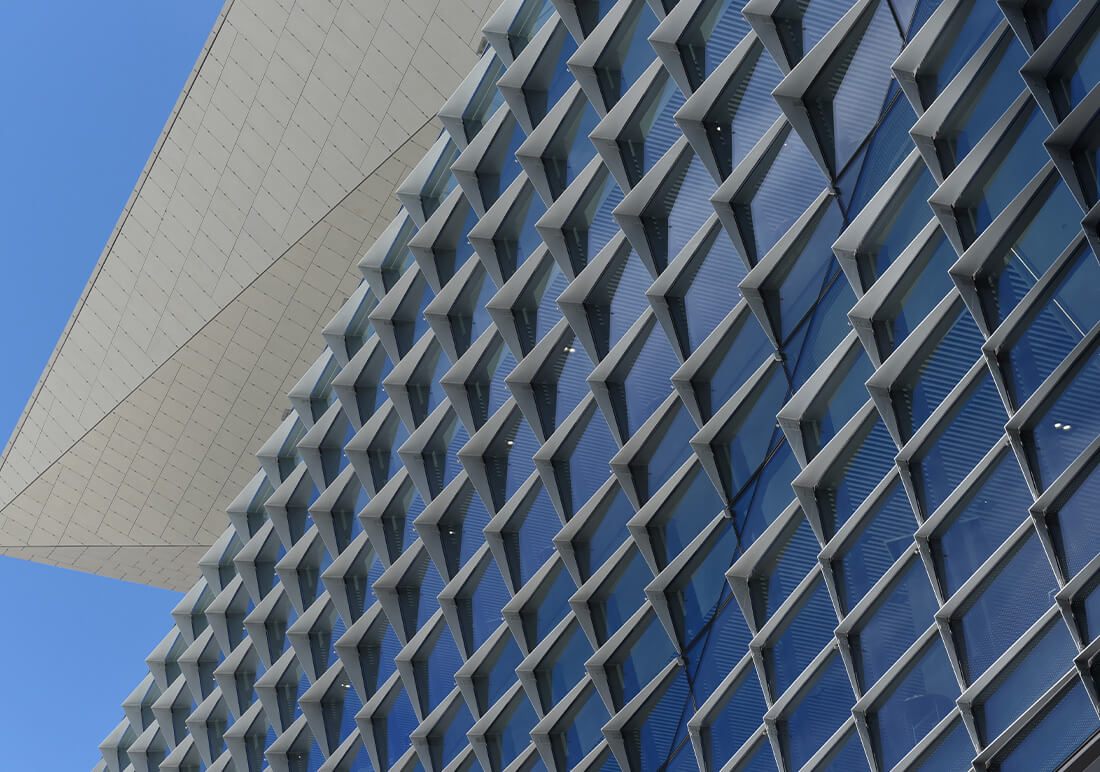 Curtain-Wall-Façade مصنع خالد خزعل للصناعات المعدينة زجاج والمنيوم